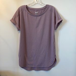 Small. Athleisure top. Lilac. Mesh shoulder